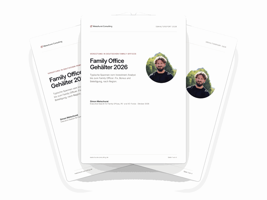 Gehaltsreport Family Office 2026, drei Exemplare mit Titelblatt